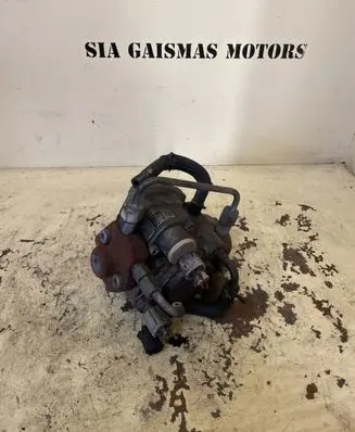 Toyota Avensis T250 Fuel injection high pressure pump 22100-0R010