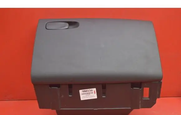 Volvo V40 Glove box 1284503