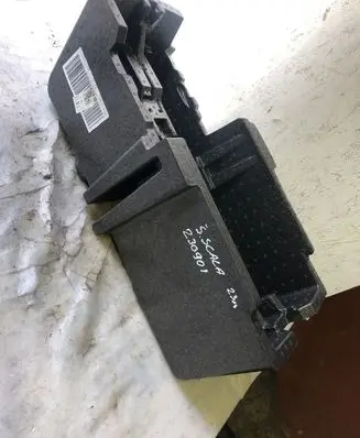Skoda Scala Tool box 657601012be