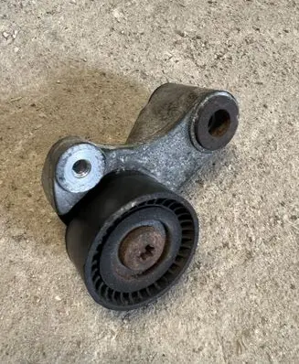 Mitsubishi Carisma Generator/alternator belt tensioner