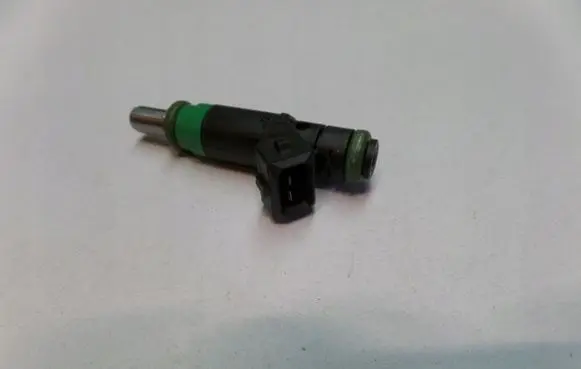 Ford Fiesta Fuel injector 98MFBB1616V