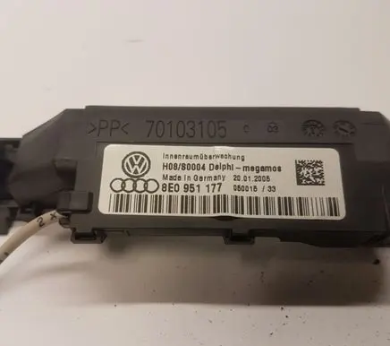 Audi A4 S4 B7 8E 8H Ultrasonic Sensor 8E0951177