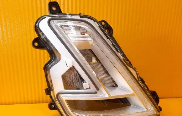 Volvo V40 Headlight/headlamp