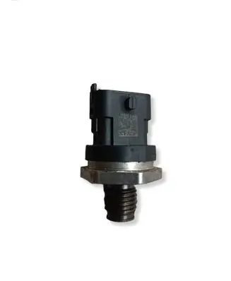 BMW 5 E39 Fuel pressure regulator 0281002788