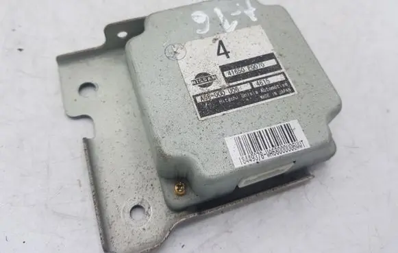 Nissan X-Trail T30 Torque split ecu control unit/module 41650EQ070 A68000U06 4615