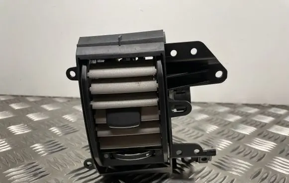 Jaguar XF X250 Dash center air vent grill 8X2319K617BH