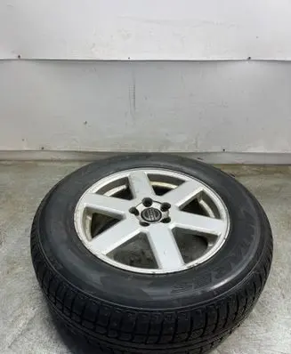 Volvo XC90 R17 alloy rim 