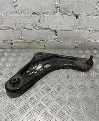 Citroen Xsara Picasso Front lower control arm/wishbone