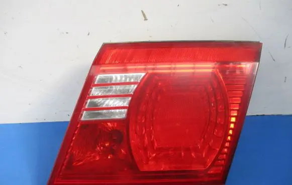 KIA Magentis Rear/tail lights