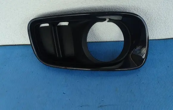 Mini Cooper Countryman F60 Front fog light trim/grill 7390514