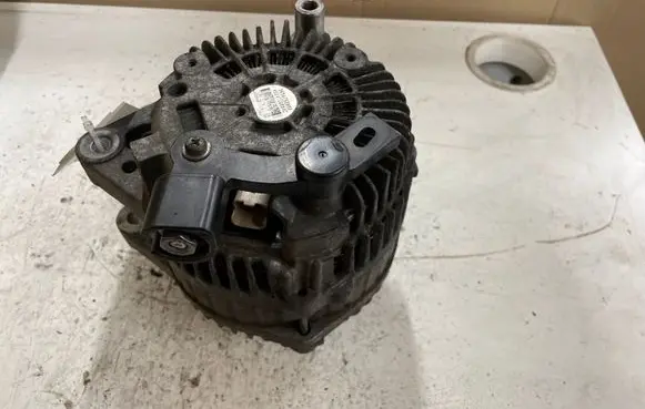 Citroen C4 I Picasso Generator/alternator 9654752880 A004TJ0084C