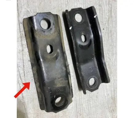 Renault Clio V Rear axle beam mounts housing 32r13
