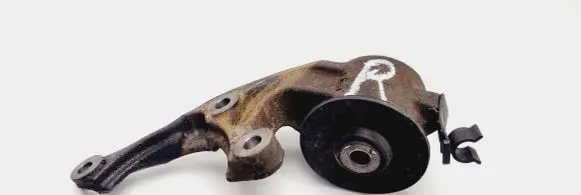 Suzuki Grand Vitara II Front differential bracket 66J21B