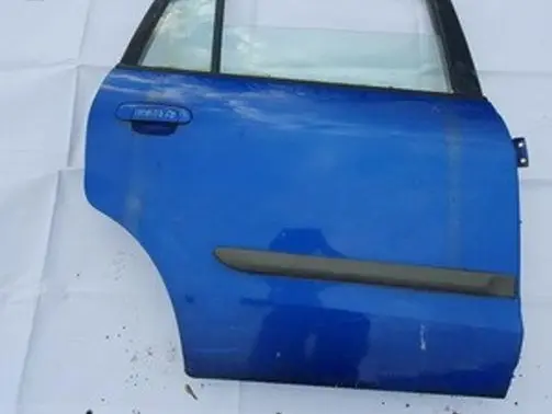 Mazda Premacy Rear door melynos