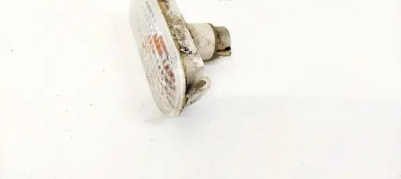 Ford Focus Front fender indicator light 4M5A13K309AA 4M5A-13K309-AA