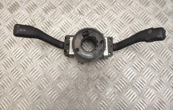Skoda Octavia Mk1 (1U) Indicator stalk 4B0953503G 8L0953513G