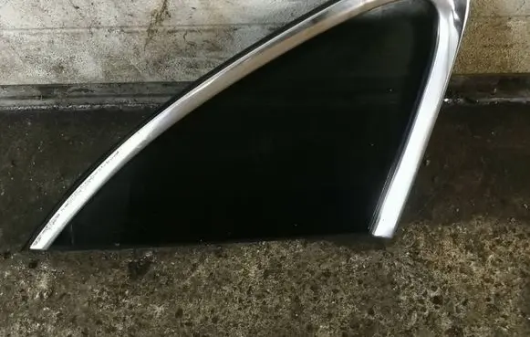 Porsche Macan (95B) Rear side window 95B845297 95B845297DB