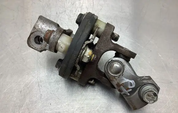 Lexus RX 330 - 350 - 400H Steering column universal joint