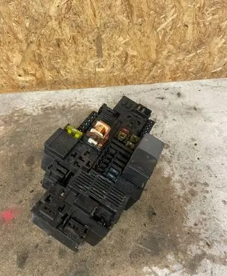 Mercedes-Benz E W213 Fuse module A2139062202 58K615F02 163914183