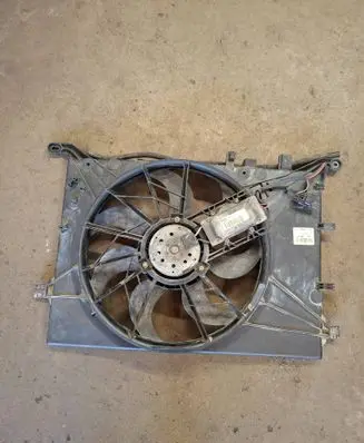 Volvo S60 Electric radiator cooling fan 1137328081 30680547