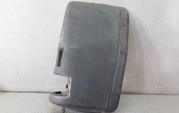 Rear bumper corner part panel trim