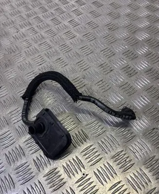 Mercedes-Benz C W204 Air intake hose/pipe A2044301829