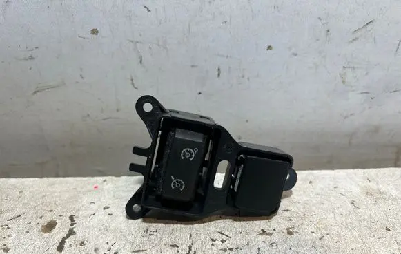 Renault Clio IV Cruise control switch 684920540R