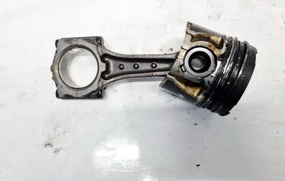 Opel Astra J Piston with connecting rod 