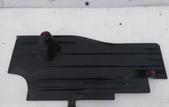 Ford Focus Rear underbody cover/under tray AV61R11778A