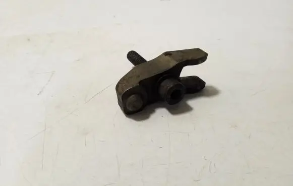 Volkswagen Transporter - Caravelle T4 Fuel Injector clamp holder