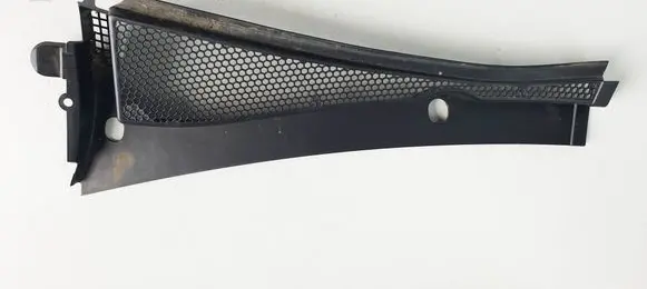 Peugeot 2008 I Wiper trim 96733027770 9673302777
