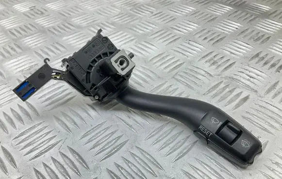 Audi TT TTS Mk2 Wiper control stalk 8P0953519C