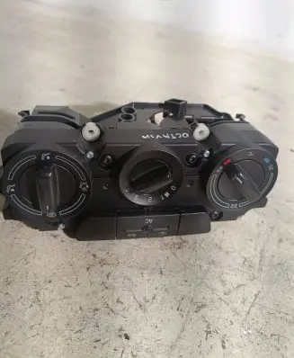 Skoda Octavia Mk2 (1Z) Climate control unit