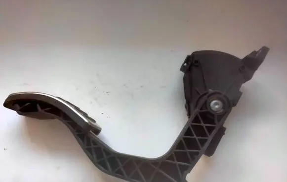 Volkswagen Phaeton Accelerator throttle pedal 3D1721503L F30007801 6PV00802643