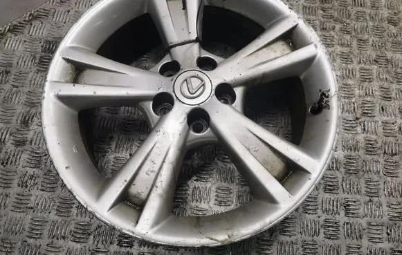 Lexus RX 330 - 350 - 400H R18 alloy rim 