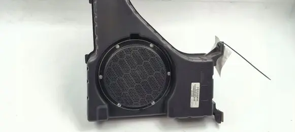 Fiat Freemont Subwoofer speaker 05064946AA