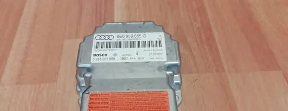 Audi A4 S4 B7 8E 8H Airbag control unit/module 8E0959655G 0285001668