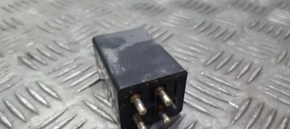 Mercedes-Benz E W210 Other relay 0035458505 05391032