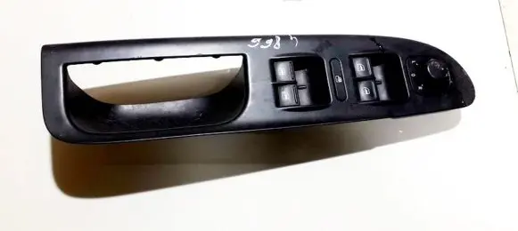 Volkswagen PASSAT B6 Electric window control switch 3c2867172b