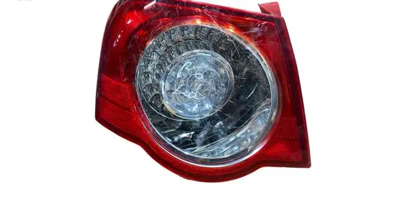 Volkswagen PASSAT B6 Rear/tail lights 084411982 4498101 14625