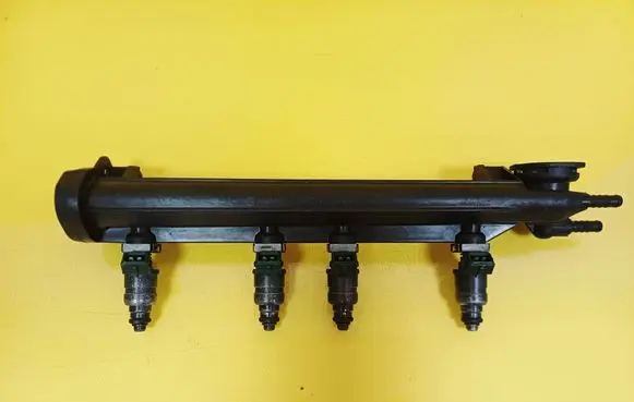 Audi A3 S3 8L Fuel main line pipe 037906031AA 06A133317A