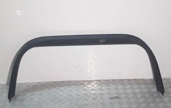 Volvo XC70 Tailgate/trunk upper cover trim 