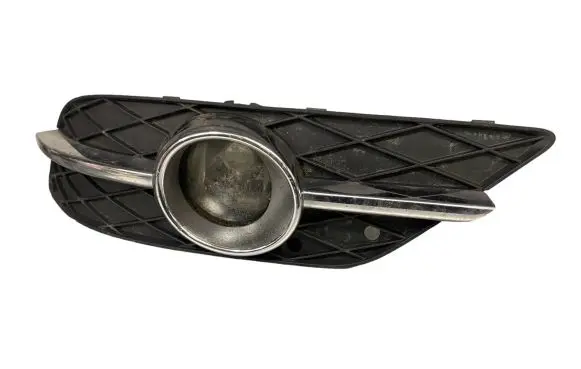 Mercedes-Benz B W245 Front bumper lower grill A1698852922 1698852922 A2518200756