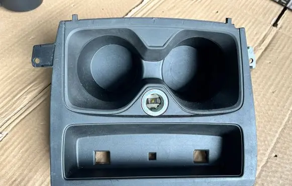 BMW 1 F20 F21 Cup holder front 9207320