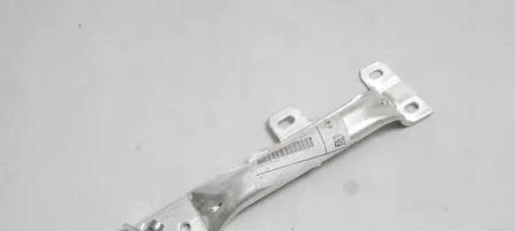 BMW 5 F10 F11 Radiator support slam panel bracket 715889401