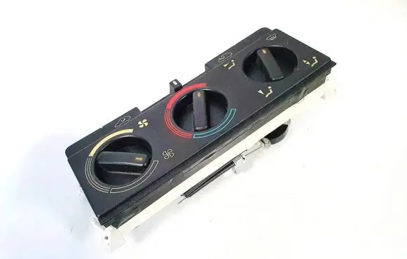 Peugeot 405 Climate control unit 022706c 022689m