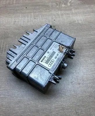 Audi 80 90 S2 B4 Engine control unit/module ECU 8A0907311AE 0261203516A