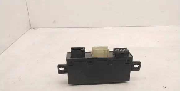 BMW 5 E39 Comfort/convenience module 4392075 05071711 110187