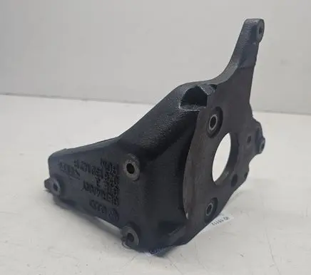 Volkswagen Sharan Fuel pump bracket 028130147B