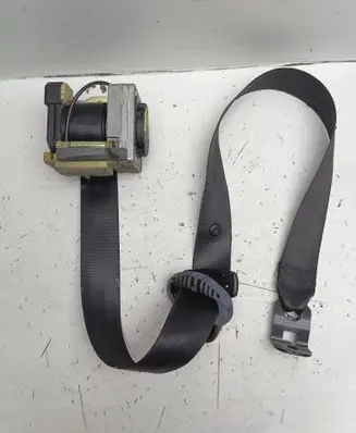 Skoda Octavia Mk1 (1U) Front seatbelt 1U4857701A